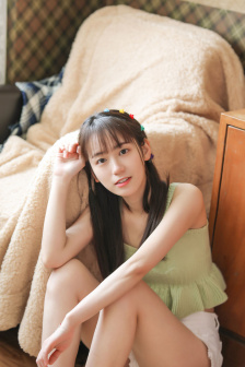 国产美女多人群交视频